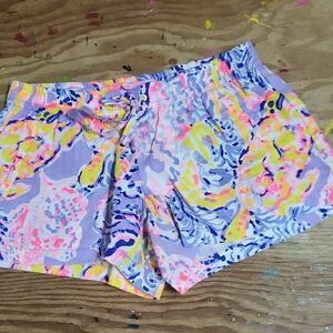 Lilly Pulitzer Vibrant Patterned Women's Shorts xs euc